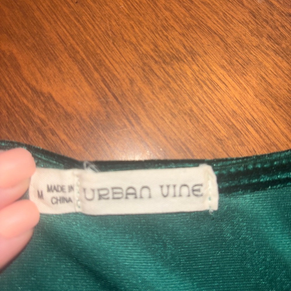 Emerald Green Velvet Ruched Top - Picture 6 of 7